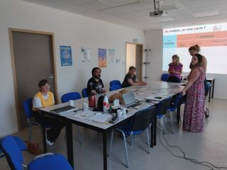photo de l'action collective "finance et pédagogie" avec les participants