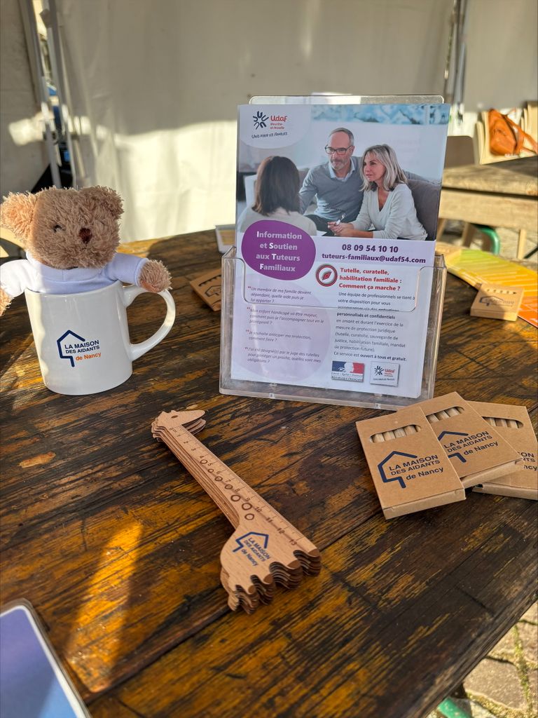 Stand de la Maison des Aidants au Forum Séniors de Pont-à-Mousson 2025